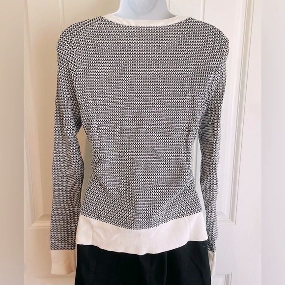NWOT Knit Block Design Black & White Sweater by Ann Taylor size Small - Picture 5 of 7